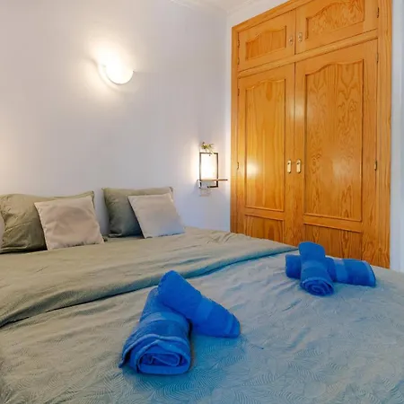 Apartment Ga Nemt Til Strand, Restauranter, Butikker, Padel Og Meget Mere! *